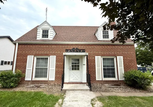 Photo 2 of Sale Pending at 220 2nd Street E, Morgan, MN 56266 | MLS# 7130070 | Listing updated on 2026-09-06