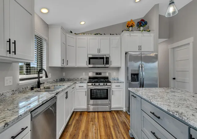 Photo 3 of Single family home for sale at 1012 26Th Street Loop, Sartell, MN 56377 | MLS# 7130096 | Listing updated on 2026-09-22