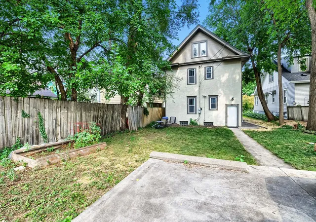 Listing Photo 4 - Condo for sale in building located at 3622 Longfellow Ave, Minneapolis, MN 55407