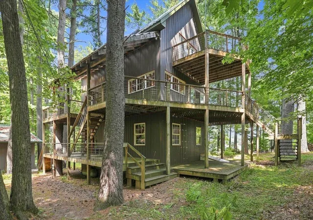 2nd image of 530 Round Lake Ct, Osceola, WI 54020 | MLS# 7130117