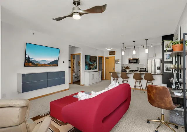 Listing Photo 5 - Condo for sale in building located at 7600 Lyndale Ave S, Richfield, MN 55423 - Unit #312