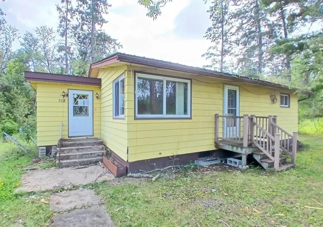 1st image of 318 2nd Ave Nw, Cook, MN 55723 | MLS# 7130156
