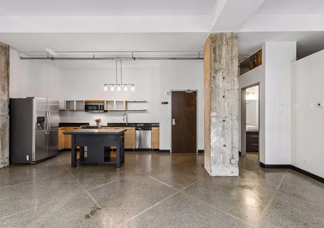 Photo 4 of Condo for sale at 350 Saint Peter St #903, Saint Paul, MN 55102 | MLS# 7130157 | Listing updated on 2026-10-16