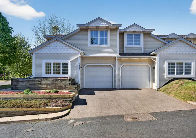 1st image of 2023 Parkside Dr, Saint Paul, MN 55119 | MLS# 7130159