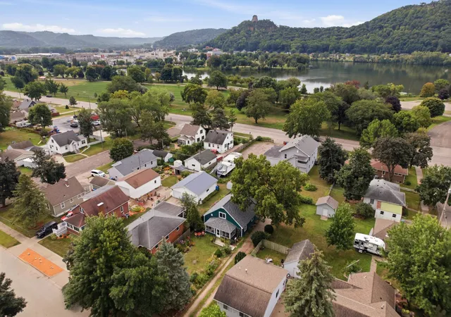Photo 2 of Single family home for sale at 561 E Belleview St, Winona, MN 55987 | MLS# 7130168 | Listing updated on 2026-08-20