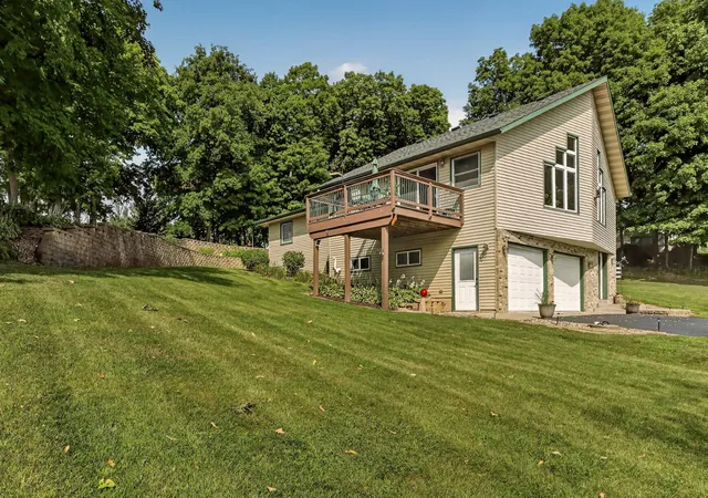 4th image of 700 8Th St Sw, Pine Island, MN 55963 | MLS# 7130175