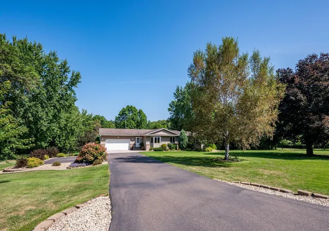 1st image of 11126 26th St Ne, Saint Michael, MN 55376 | MLS# 7130209
