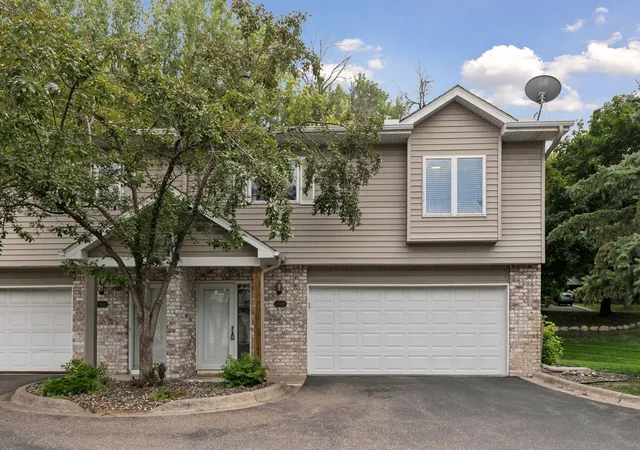 Photo 30 of Sale Pending at 13049 Penn Ave S, Burnsville, MN 55337 | MLS# 7130222 | Listing updated on 2026-09-02