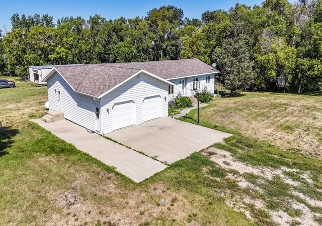 Photo 4 of Single family home for sale at 3251 200th Street, Rothsay, MN 56579 | MLS# 7130228 | Listing updated on 2026-09-04