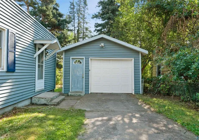 3rd image of 606 Maple St, Cloquet, MN 55720 | MLS# 7130245