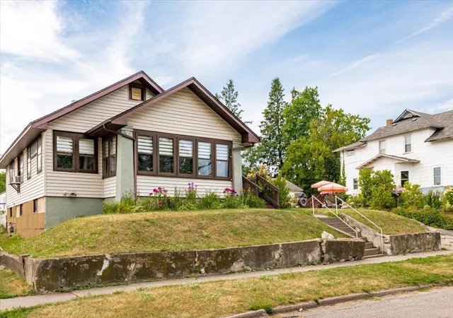 4th image of 331 13Th St, Cloquet, MN 55720 | MLS# 7130246