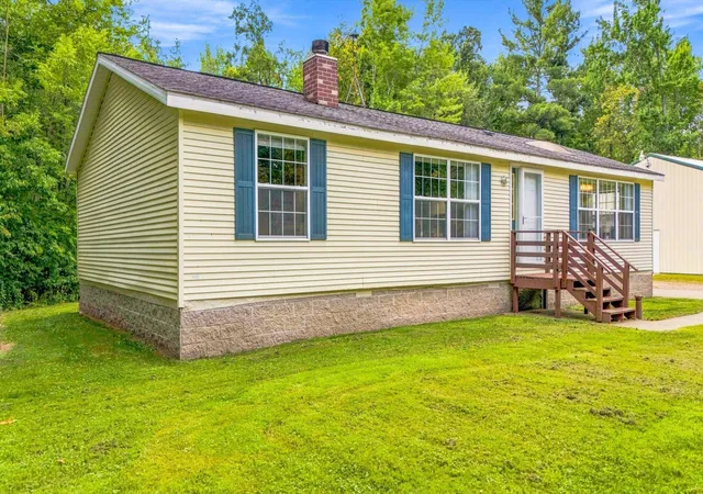 Photo 4 of Sale Pending at 18004 Mission Crk Run, Brook Park, MN 55007 | MLS# 7130253 | Listing updated on 2026-10-05