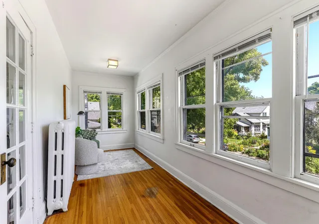Photo 4 of House for sale at 256 Russell Ave S, Minneapolis, MN 55405 | MLS# 7130258 | Listing updated on 2026-10-09