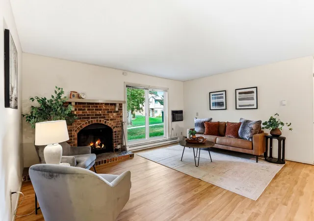 2nd image of 340 Ford Rd #7, Saint Louis Park, MN 55426 | MLS# 7130277
