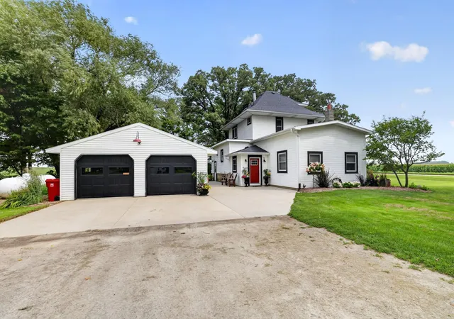 Photo 4 of Single family home for sale at 59493 272nd Avenue, Mantorville, MN 55955 | MLS# 7130279 | Listing updated on 2026-09-18