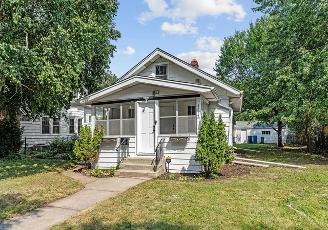 Photo 2 of Single family home for sale at 4214 Vincent Ave N, Minneapolis, MN 55412 | MLS# 7130292 | Listing updated on 2026-08-21
