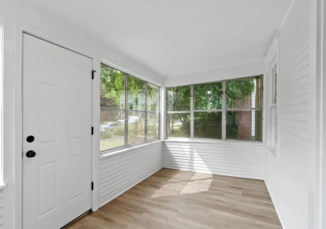 Photo 4 of Single family home for sale at 4214 Vincent Ave N, Minneapolis, MN 55412 | MLS# 7130292 | Listing updated on 2026-09-24