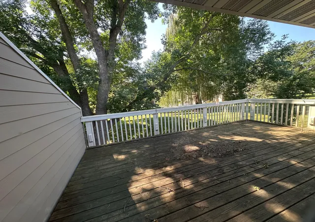 Photo 4 of Sale Pending at 11232 Vessey Cir, Bloomington, MN 55437 | MLS# 7130293 | Listing updated on 2026-10-21