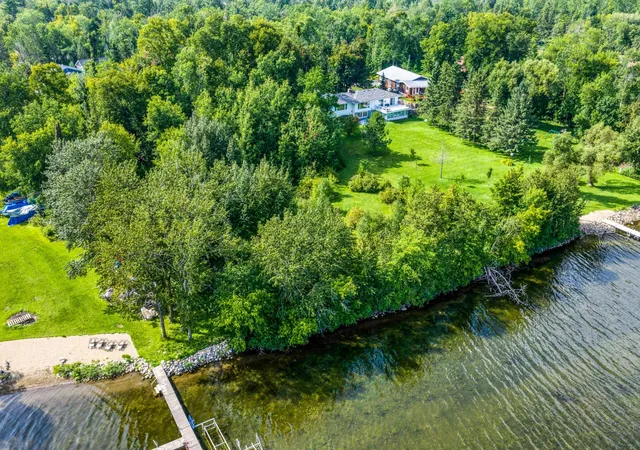 Photo 3 of Single family home for sale at 5316 Birchmont Dr NE, Bemidji, MN 56601 | MLS# 7130314 | Listing updated on 2026-10-07