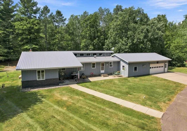 2nd image of 26651 Riverview Dr, Mora, MN 55051 | MLS# 7130328