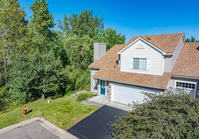 Photo 3 of Single family home for sale at 7657 Primrose Pl, Chanhassen, MN 55317 | MLS# 7130329 | Listing updated on 2026-09-19