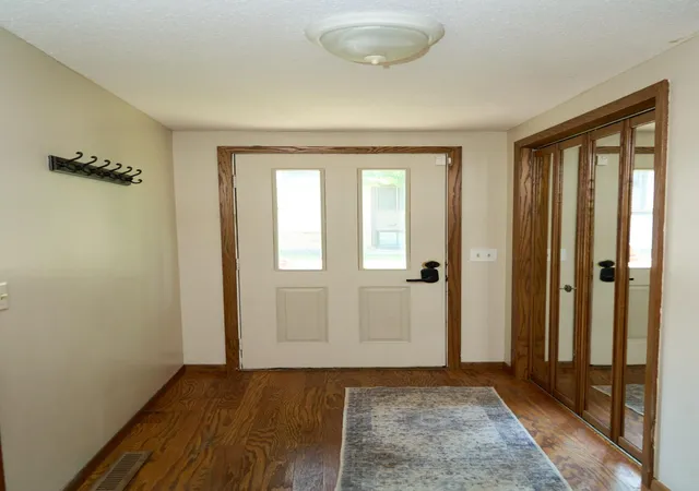 4th image of 3781 Brookdale Cir N, Brooklyn Park, MN 55443 | MLS# 7130337