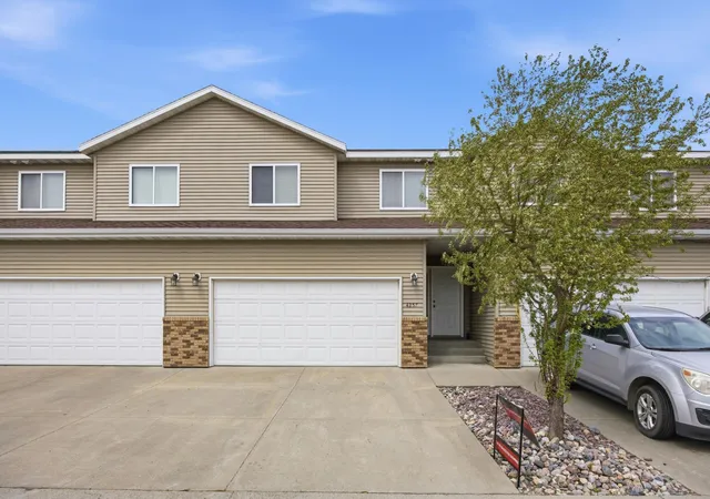 1st image of 4257 Estate Dr S, Fargo, ND 58104 | MLS# 7130346
