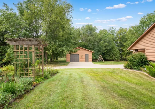 Photo 3 of Single family home for sale at 2191 68th Street Nw, Rochester, MN 55901 | MLS# 7130357 | Listing updated on 2026-10-01