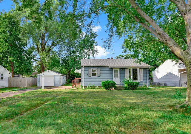 2nd image of 548 82nd Ave Ne, Minneapolis, MN 55432 | MLS# 7130362