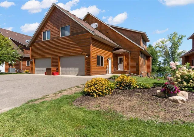 Photo 2 of Townhouse for sale at 6326 Wilderness Rd #28, Pequot Lakes, MN 56472 | MLS# 7130394 | Listing updated on 2026-09-12