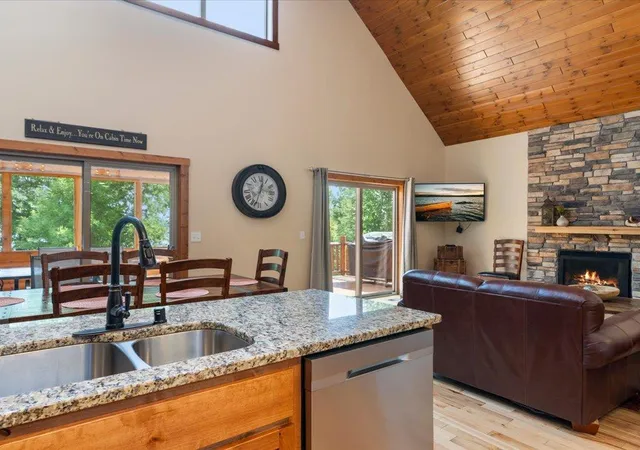 Photo 4 of Townhouse for sale at 6326 Wilderness Rd #28, Pequot Lakes, MN 56472 | MLS# 7130394 | Listing updated on 2026-09-12