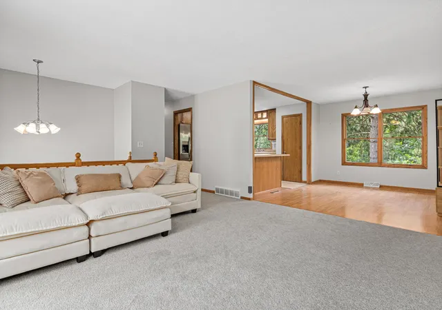 4th image of 650 93Rd St, Roberts, WI 54023 | MLS# 7130396