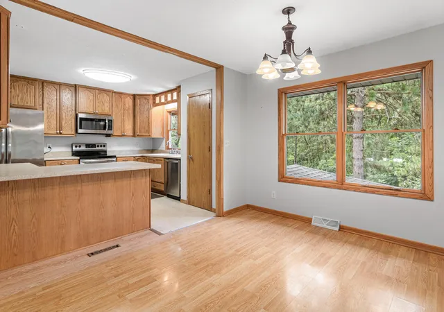 5th image of 650 93Rd St, Roberts, WI 54023 | MLS# 7130396