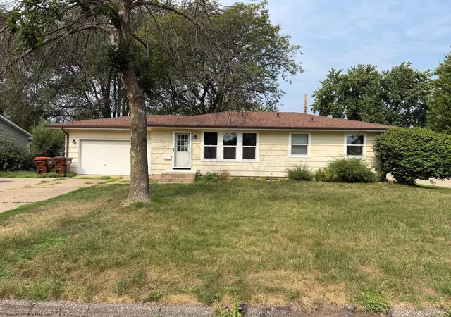 Single family home for sale at 1701 Dixon Dr, Saint Paul Park, MN 55071 | MLS# 7130411