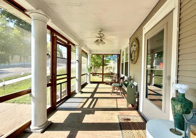 4th image of 1030 West Ave, Red Wing, MN 55066 | MLS# 7130439