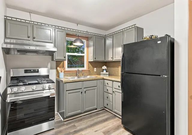 Photo 3 of Single family home for sale at 6638 Emerson Ave S, Minneapolis, MN 55423 | MLS# 7130448 | Listing updated on 2026-09-20