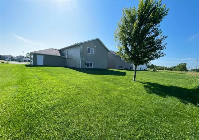 Photo 3 of Single family home for sale at 1051 Yellowstone Ave, Saint Cloud, MN 56303 | MLS# 7130457 | Listing updated on 2026-10-14