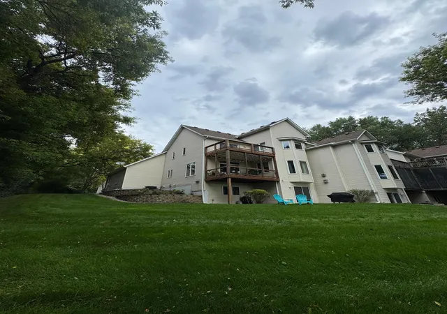 Photo 1 of Sale Pending at 17731 Southridge Ct #Q, Minnetonka, MN 55345 | MLS# 7130500 | Listing updated on 2026-09-08