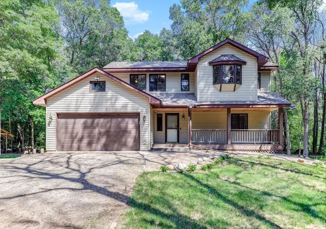 Photo 1 of Single family home for sale at 10960 385th Street, North Branch, MN 55056 | MLS# 7130512 | Listing updated on 2026-09-21