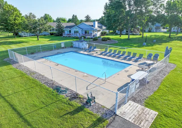 Photo 4 of Single family home for sale at 2560 Old County Rd 120 NE, Alexandria, MN 56308 | MLS# 7130514 | Listing updated on 2026-09-29