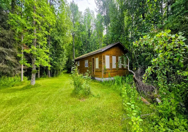 Photo 2 of Single family home for sale at 17365 E Pine Dr Nw, Angle Inlet, MN 56711 | MLS# 7130516 | Listing updated on 2026-08-27