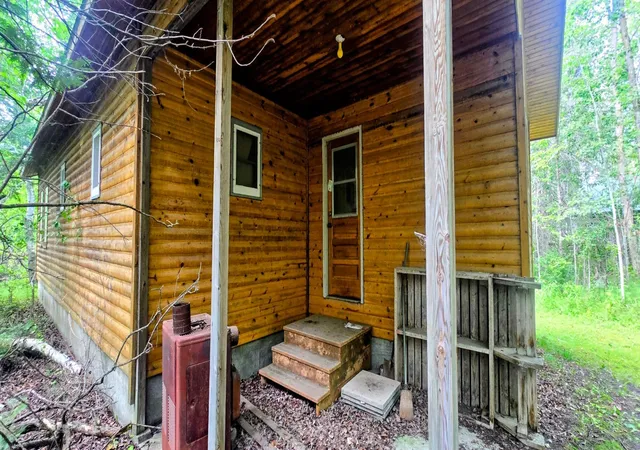 Photo 4 of Single family home for sale at 17365 E Pine Dr NW, Angle Inlet, MN 56711 | MLS# 7130516 | Listing updated on 2026-08-27