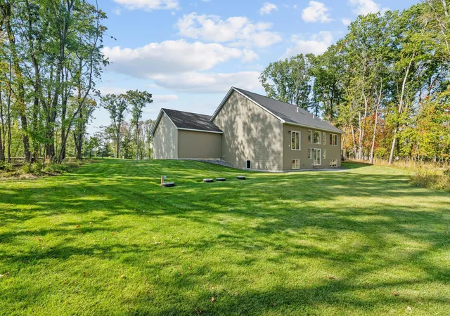 Photo 3 of Single family home for sale at 14633 Packard St Ne, Ham Lake, MN 55304 | MLS# 7130524 | Listing updated on 2026-08-31
