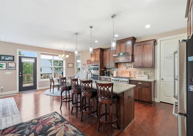 Photo 3 of Single family home for sale at 16588 E Lake Dr, Lakeville, MN 55044 | MLS# 7130538 | Listing updated on 2026-08-24
