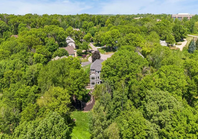 2nd image of 18706 Kanabec Ct, Lakeville, MN 55044 | MLS# 7130539