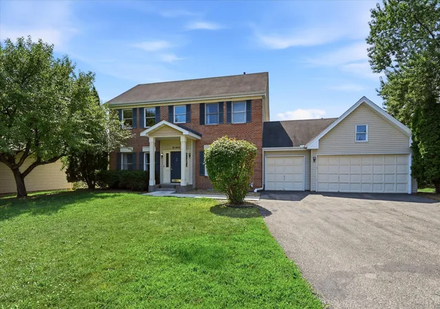 image of 2084 Wallingford Cir, Woodbury, MN 55125 | MLS# 7130566