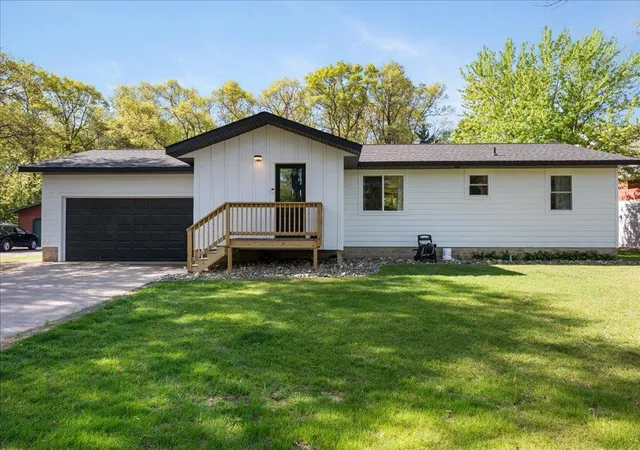 1st image of 6141 Donald St, Baxter, MN 56425 | MLS# 7130596