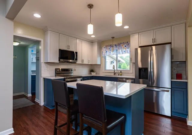 Photo 2 of Sale Pending at 3301 68th Street E, Inver Grove Heights, MN 55076 | MLS# 7130608 | Listing updated on 2026-09-04