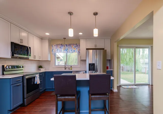Photo 3 of Sale Pending at 3301 68th Street E, Inver Grove Heights, MN 55076 | MLS# 7130608 | Listing updated on 2026-09-04