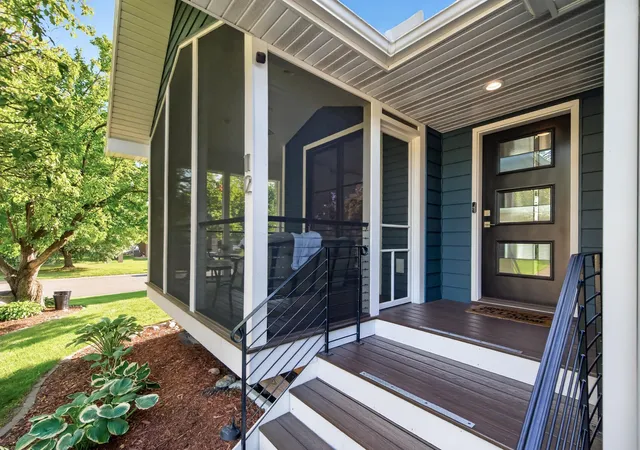 Photo 2 of Single family home for sale at 1112 Legion St S, Shakopee, MN 55379 | MLS# 7130613 | Listing updated on 2026-10-08